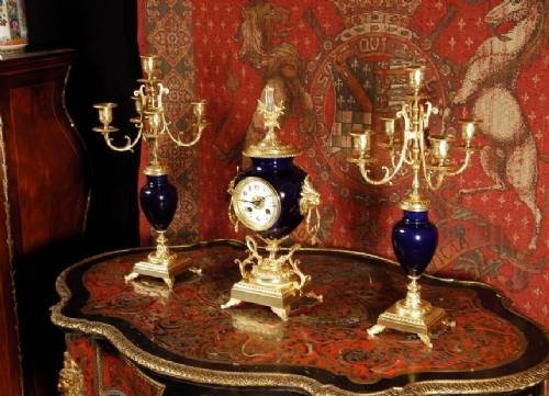 fig 2. ***** SOLD ***** Stunning Blue Vase Clock Set by Samuel Marti